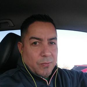 Meet your Posher, Manuel